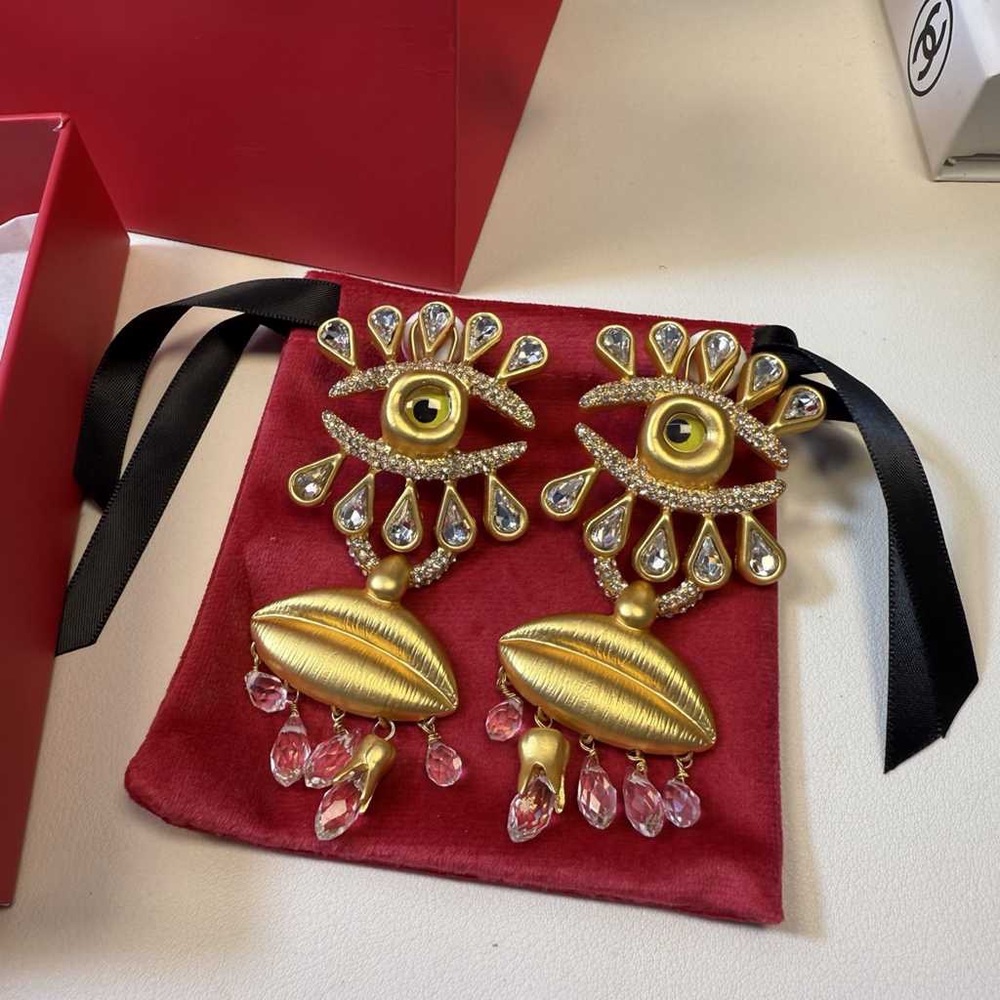 Chic Gold and Pink Eye Earrings